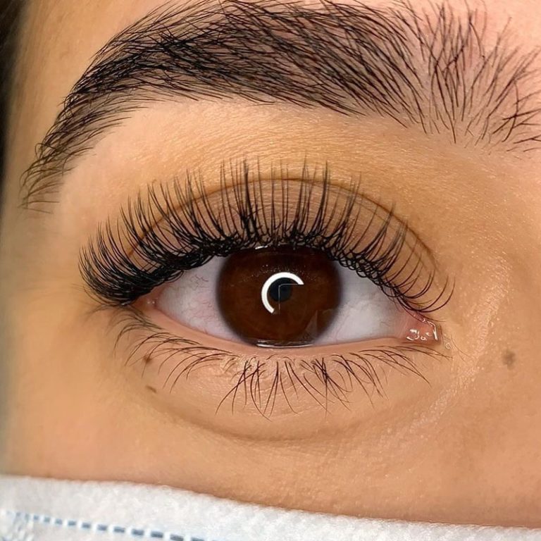 Verwunderlich Lash Extensions In Der Nhe Ebenbild